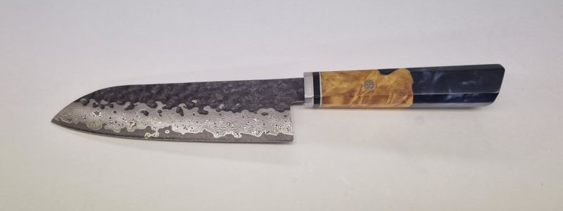 Santoku Messer von Jaws mit Damaststahl Klinge